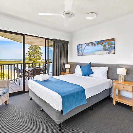 קלונדרה Belaire Place Motel Apartments מראה חיצוני תמונה