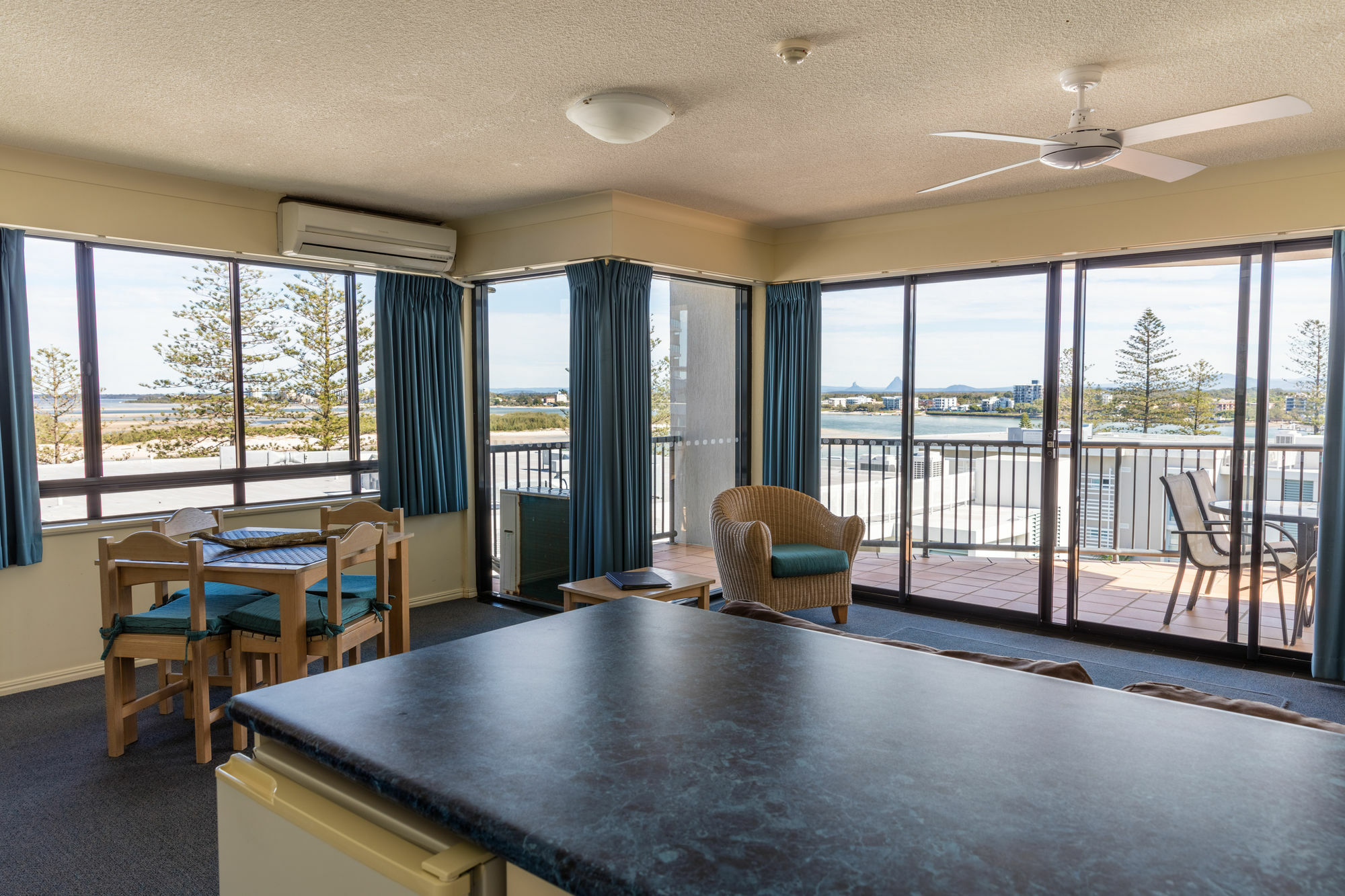 קלונדרה Belaire Place Motel Apartments מראה חיצוני תמונה