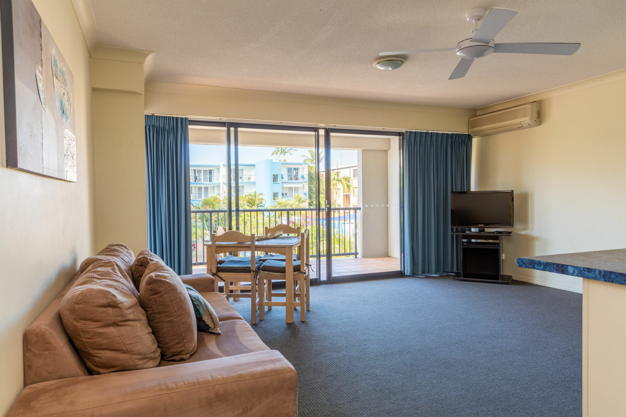 קלונדרה Belaire Place Motel Apartments מראה חיצוני תמונה