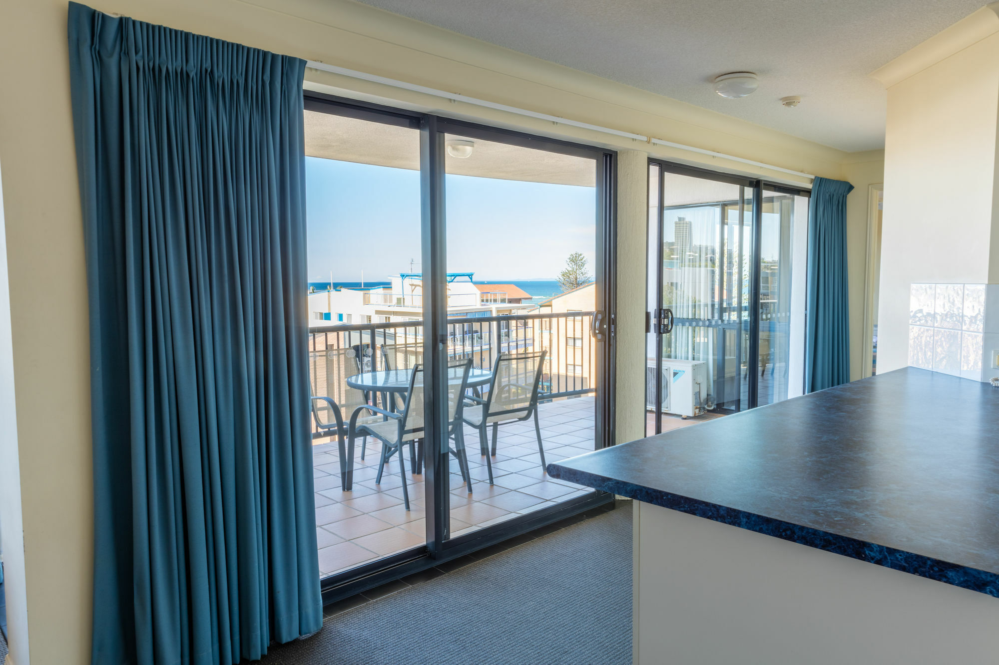 קלונדרה Belaire Place Motel Apartments מראה חיצוני תמונה
